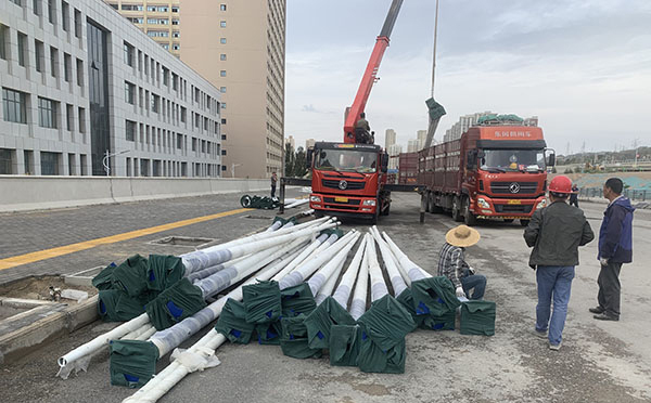 农村天峻太阳能路灯安装全解析：庭院天峻太阳能路灯施工指南