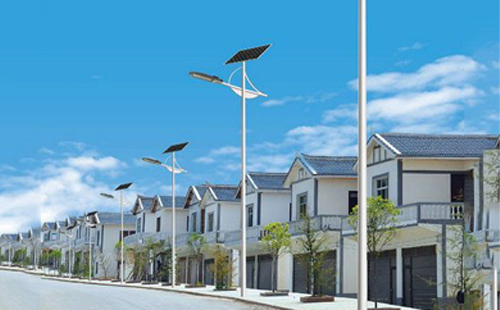 天峻太阳能路灯配置与在乡村道路照明中的应用